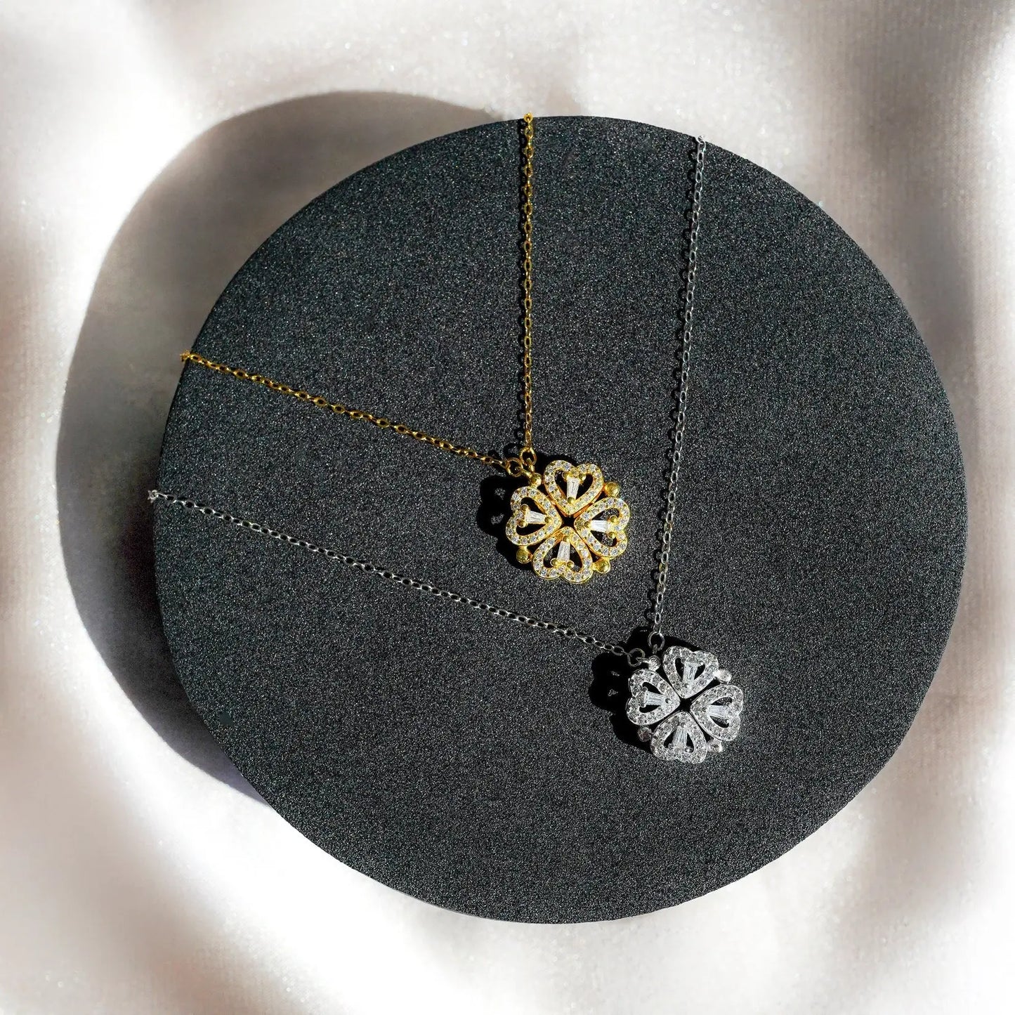 Set de trébol y rosa de amor eterno. Amor eterno