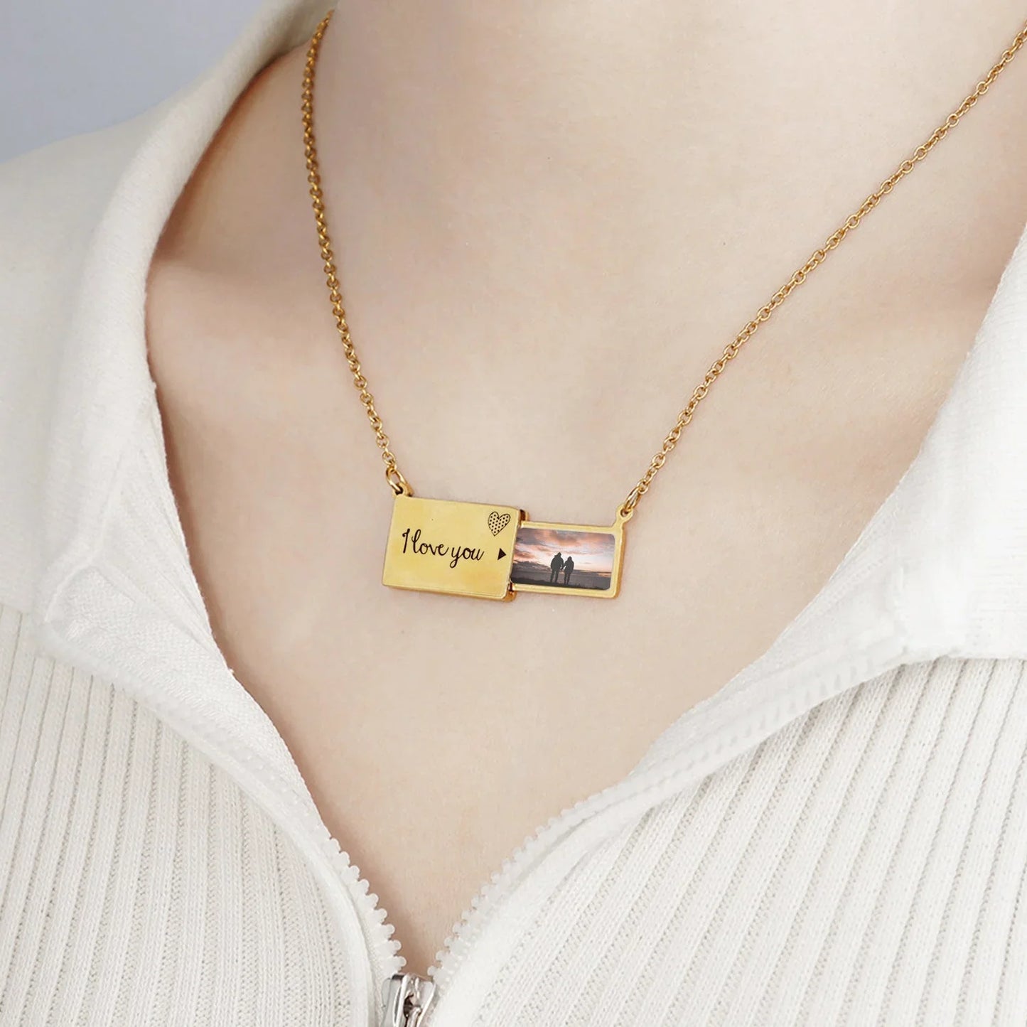 Collar con foto y carta de amor en caja Forever Rose