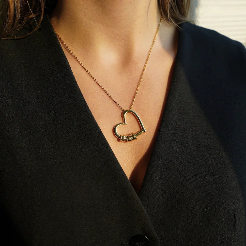 Corazón de nuestra familia: collar personalizado con caja de lujo Forever Rose